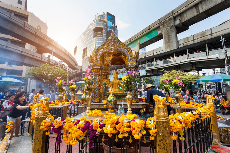 Pray to the Four-Faced Buddha at Erawan Shrine